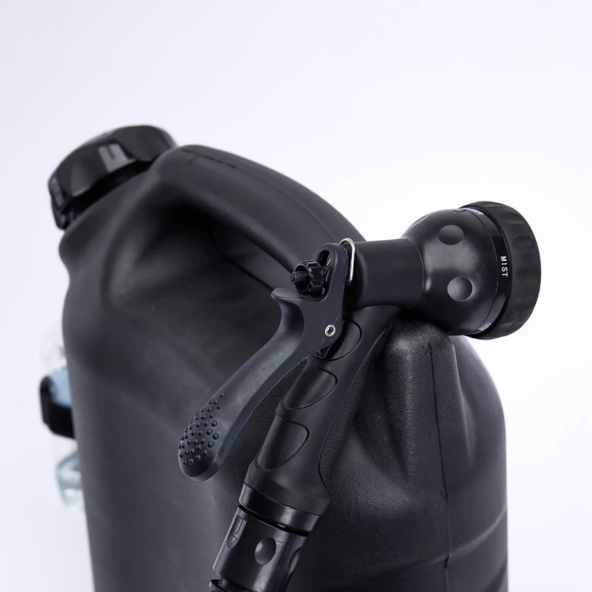 2 Gallon Pressurized Portable Water Tank