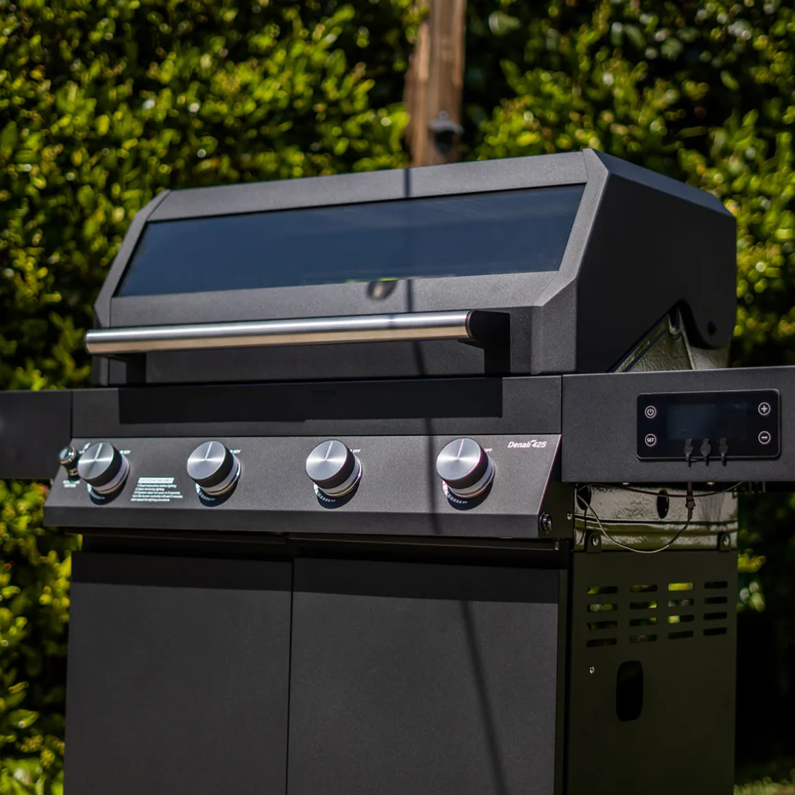 510 sq. in. Smart Grill with Clearview Lid