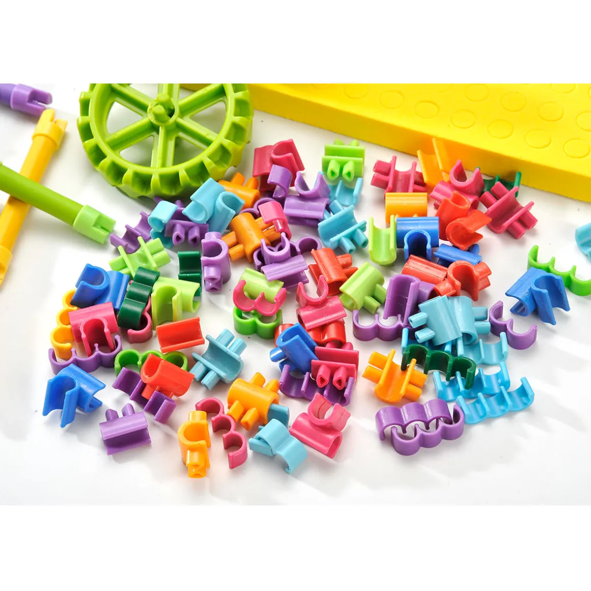 Bucket of Noodles STEM Building Set