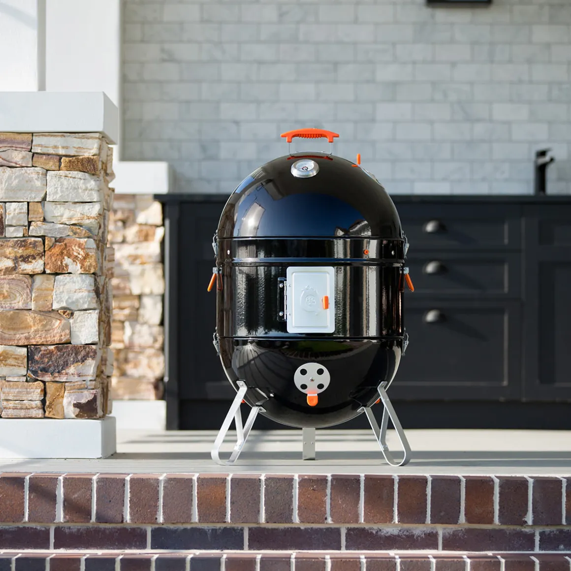 Charcoal BBQ Smoker with Built-In Thermometer