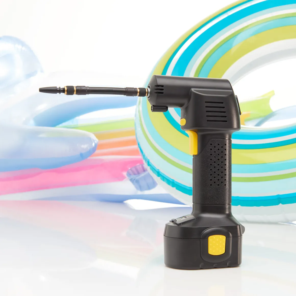Cordless Auto Stop Tire Inflator by Sharper Image