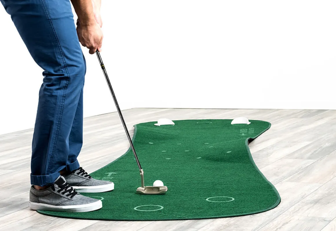 Dual Speed Indoor Putting Green