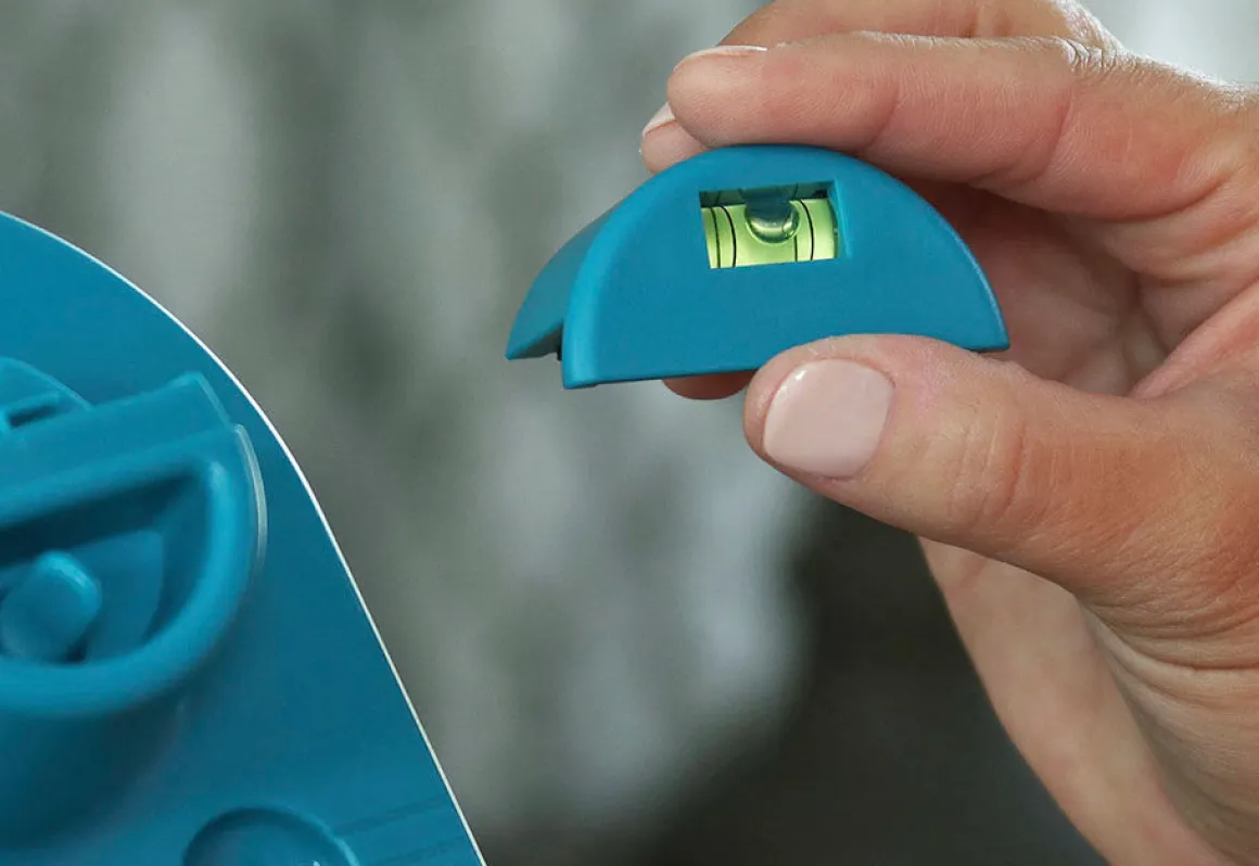 Easiest Picture Hanging and Leveling Tool