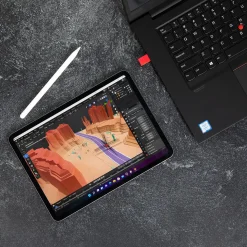 iPad-to-Monitor Adapter