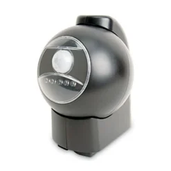 Linking Motion-Activated LED Outdoor Lights (Set of 2)