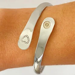 Love You Mom from Daughter Engraved Bracelet