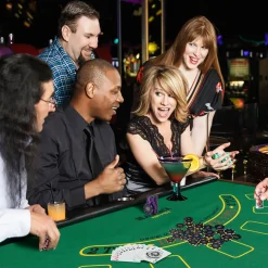 600-Piece Poker Chip and Game Set