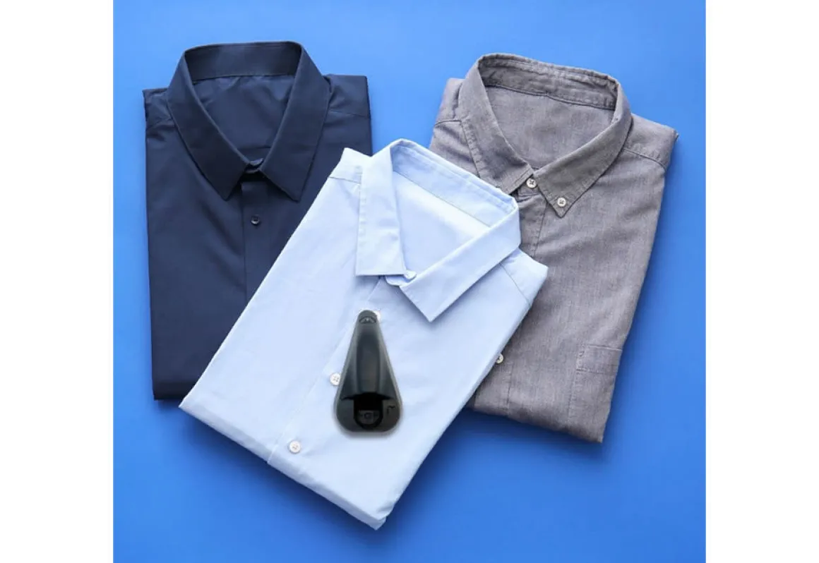 Pocket-Sized Cordless Travel Iron