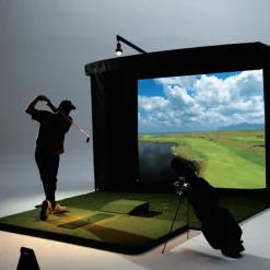 PRO Launch Monitor and 3D Driving Range Simulator