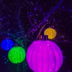 18" Twinkling Indoor/Outdoor Lighted Orb