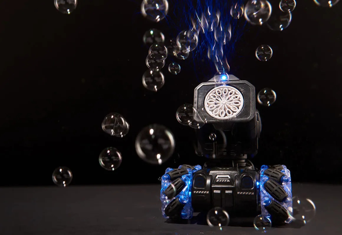 RC Bubble Blowing Tank