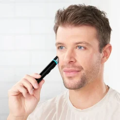 Revitalizing Warm/Cool Massaging Eye Pen