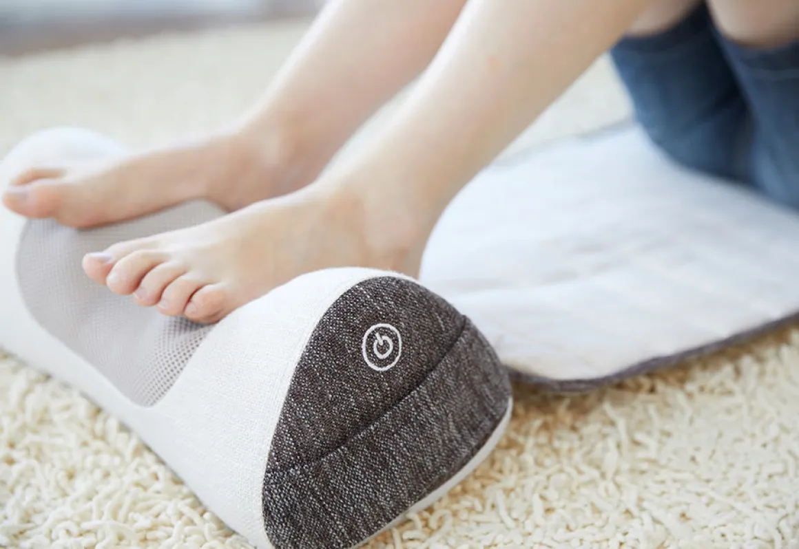 Roll-Up Massage Cushion
