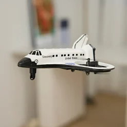 Smithsonian RC Space Shuttle Discovery Drone