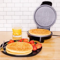 Star Wars Halo Death Star Waffle Maker