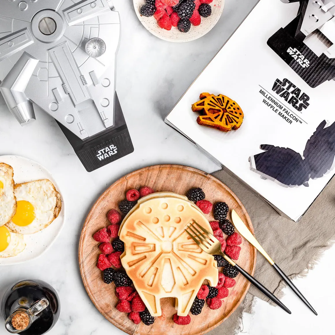 Star Wars Millennium Falcon Round Waffle Maker