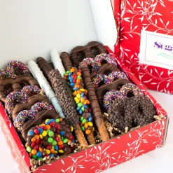 Sugar Plum Chocolate Pretzel Passion Gift Box