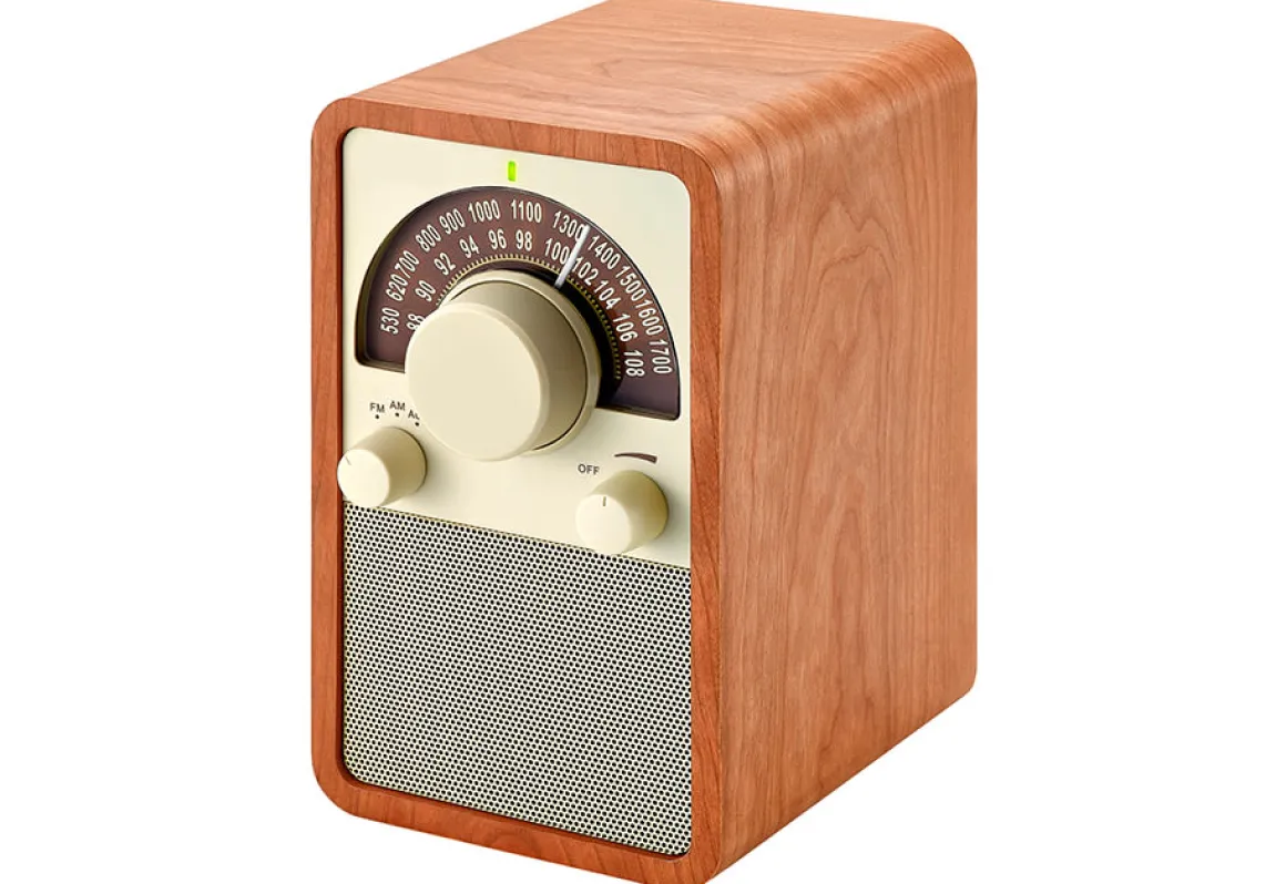 Tabletop Wooden Radio