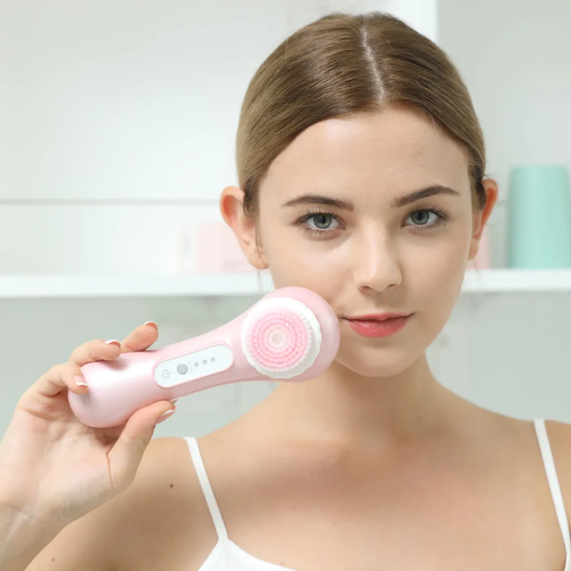 Ultrasonic Cleansing Facial Brush