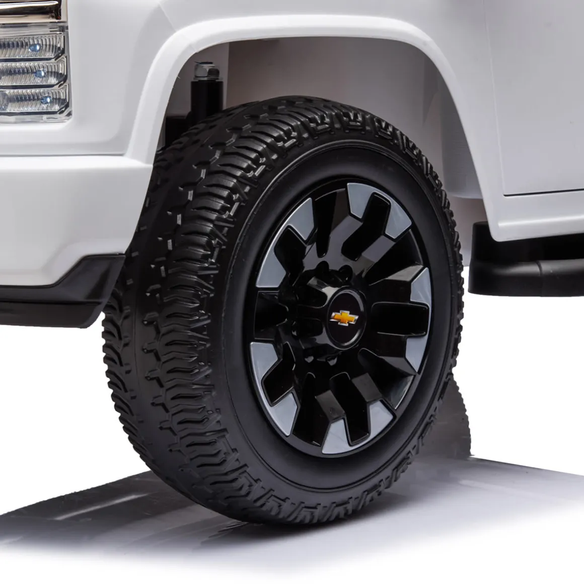 24V 4x4 Chevrolet Silverado Ride-On Truck