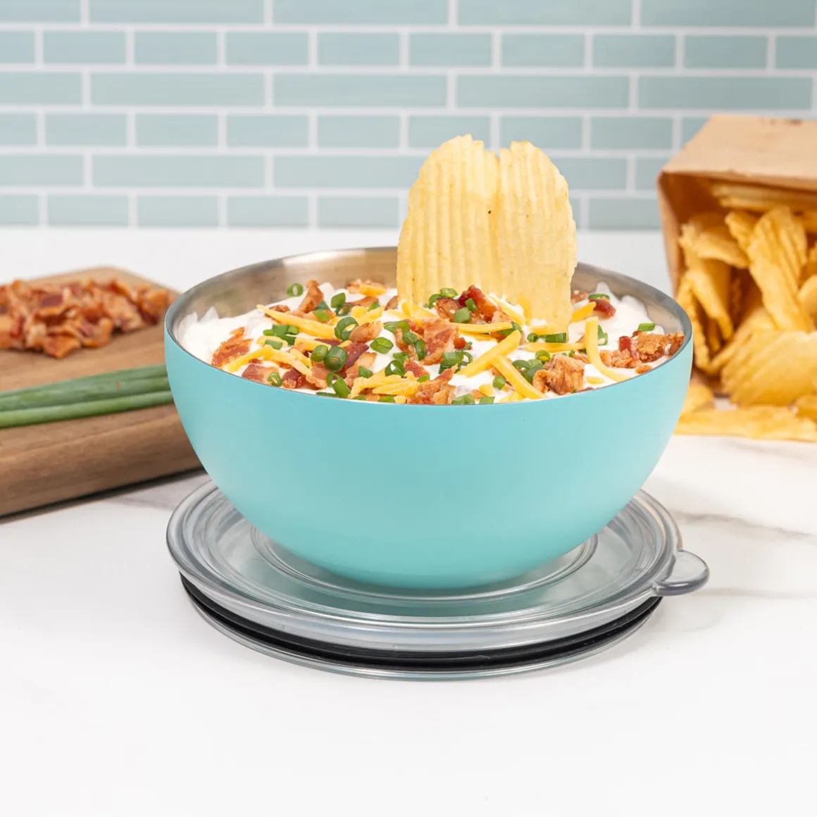 Vacuum-Insulated Serving Bowl