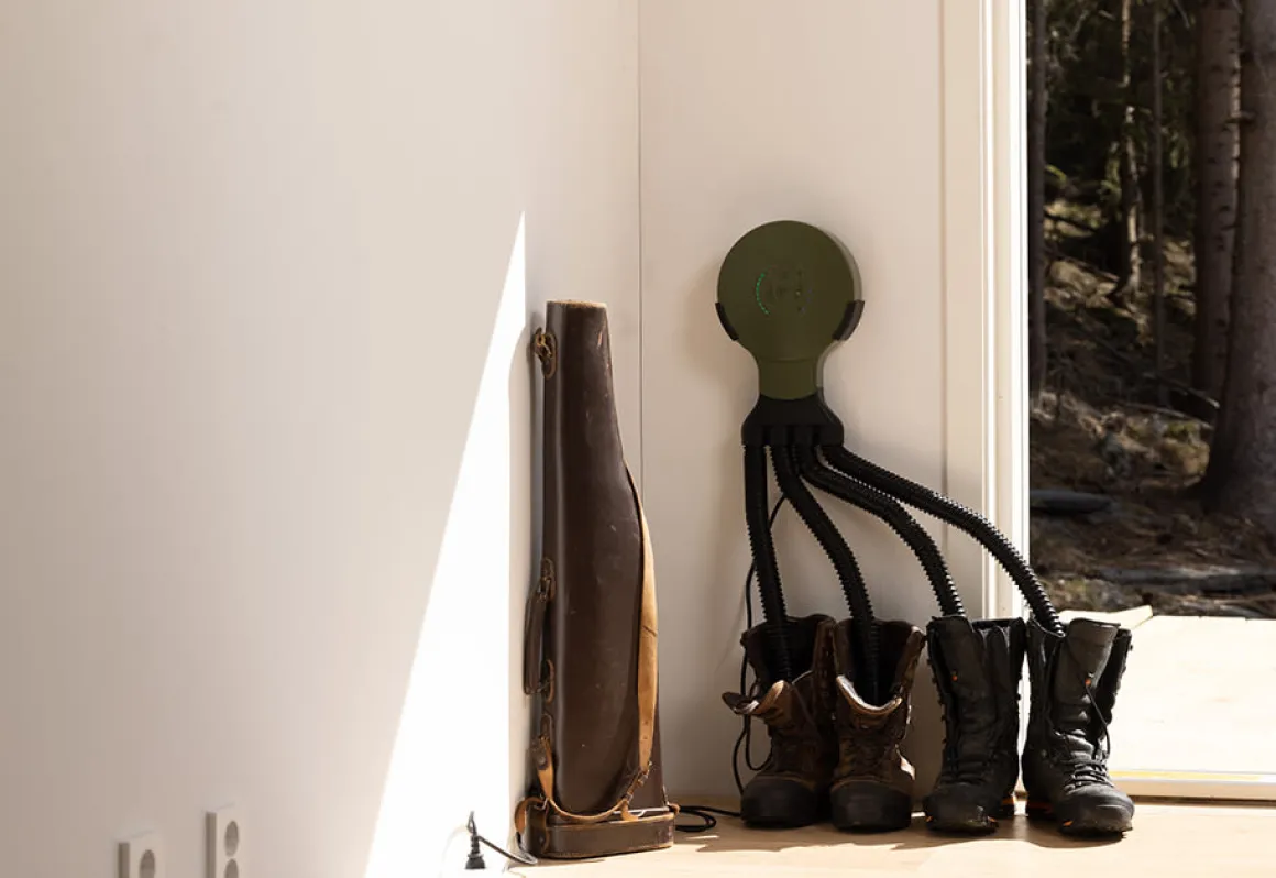 Wall Mounted Boot and Shoe Dryer