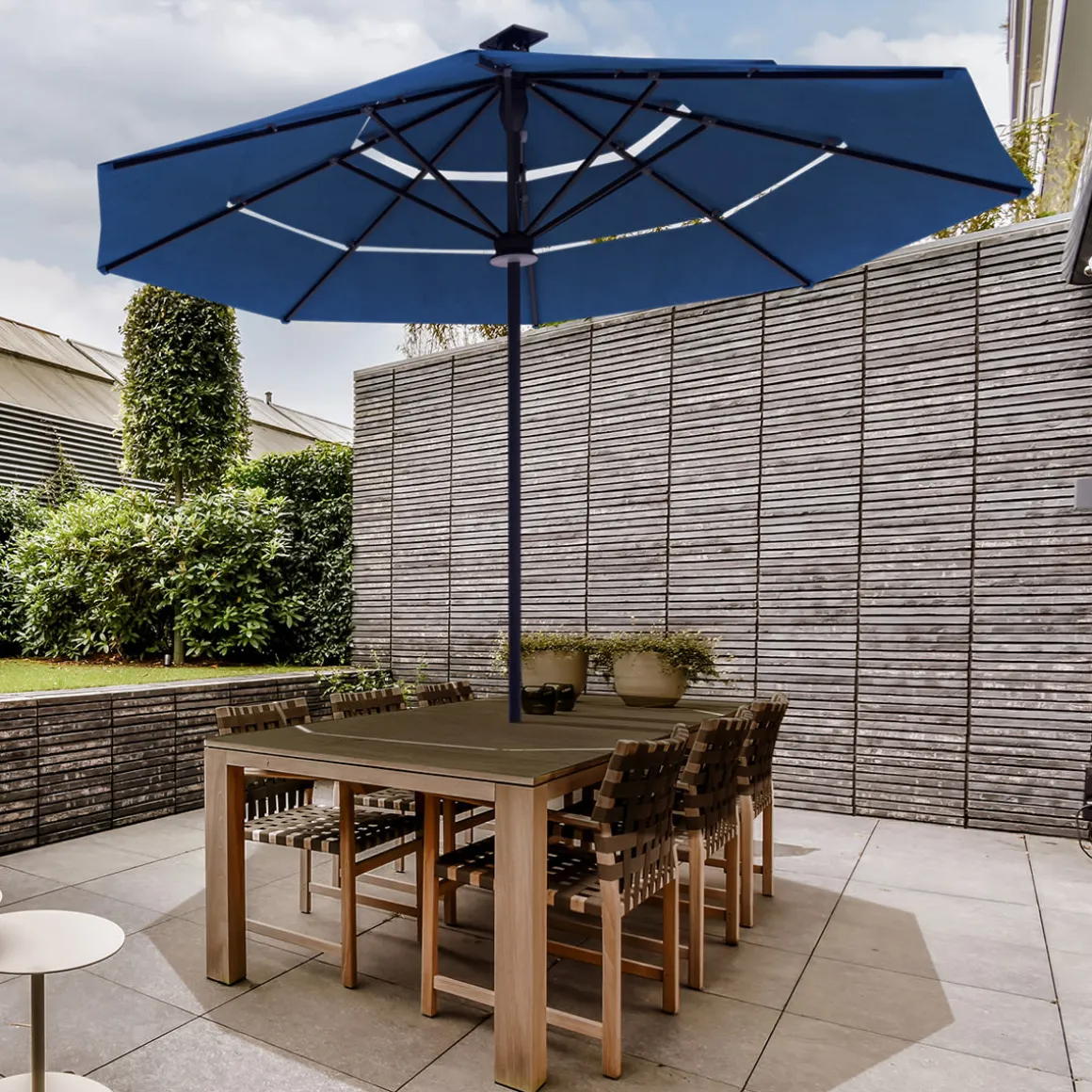 11' Smart Outdoor Umbrella