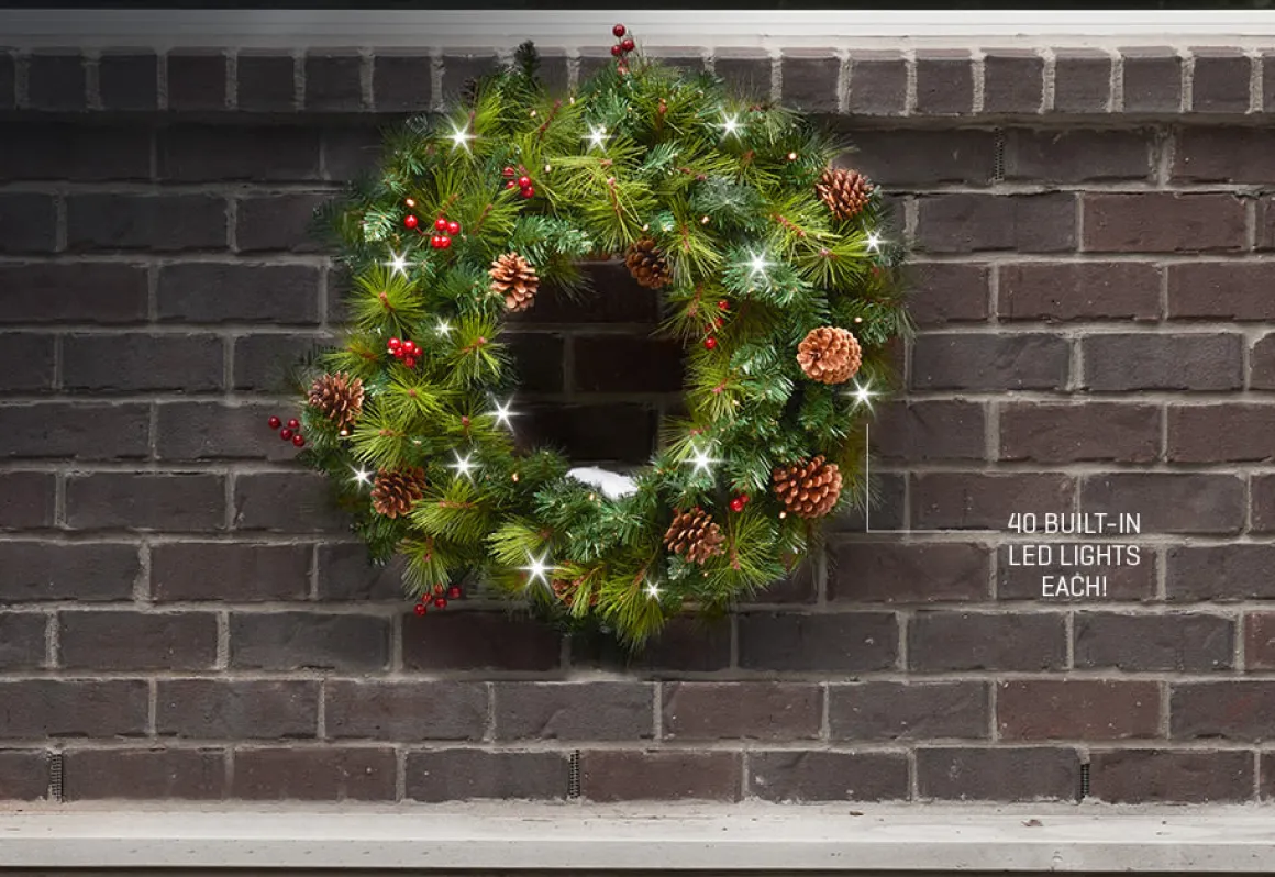 30'' Cordless Pre-Lit Indoor/Outdoor Wreath