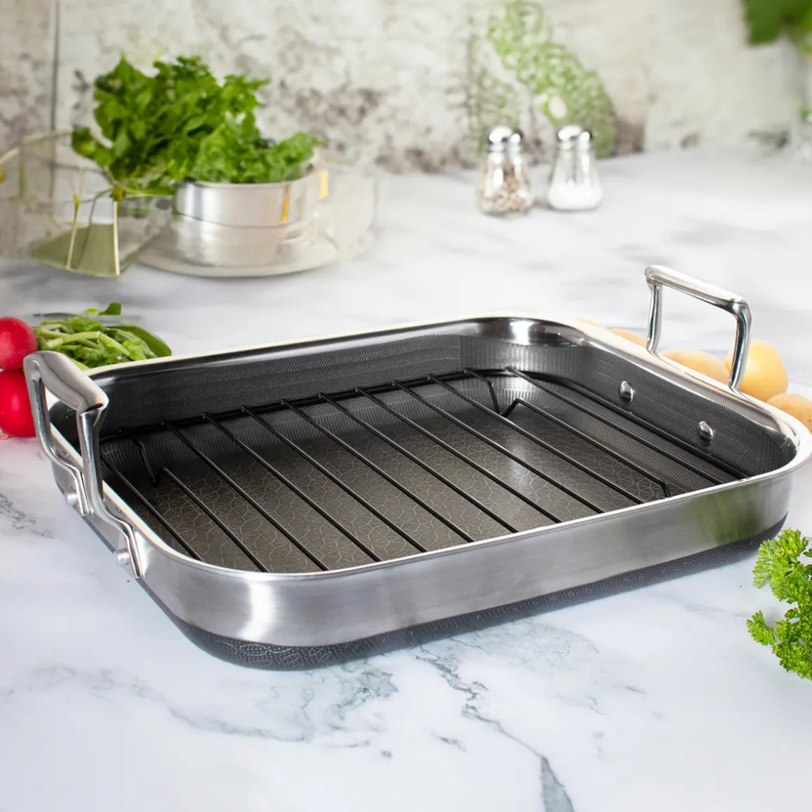 14'' Hybrid Nonstick Roasting Pan with Rack