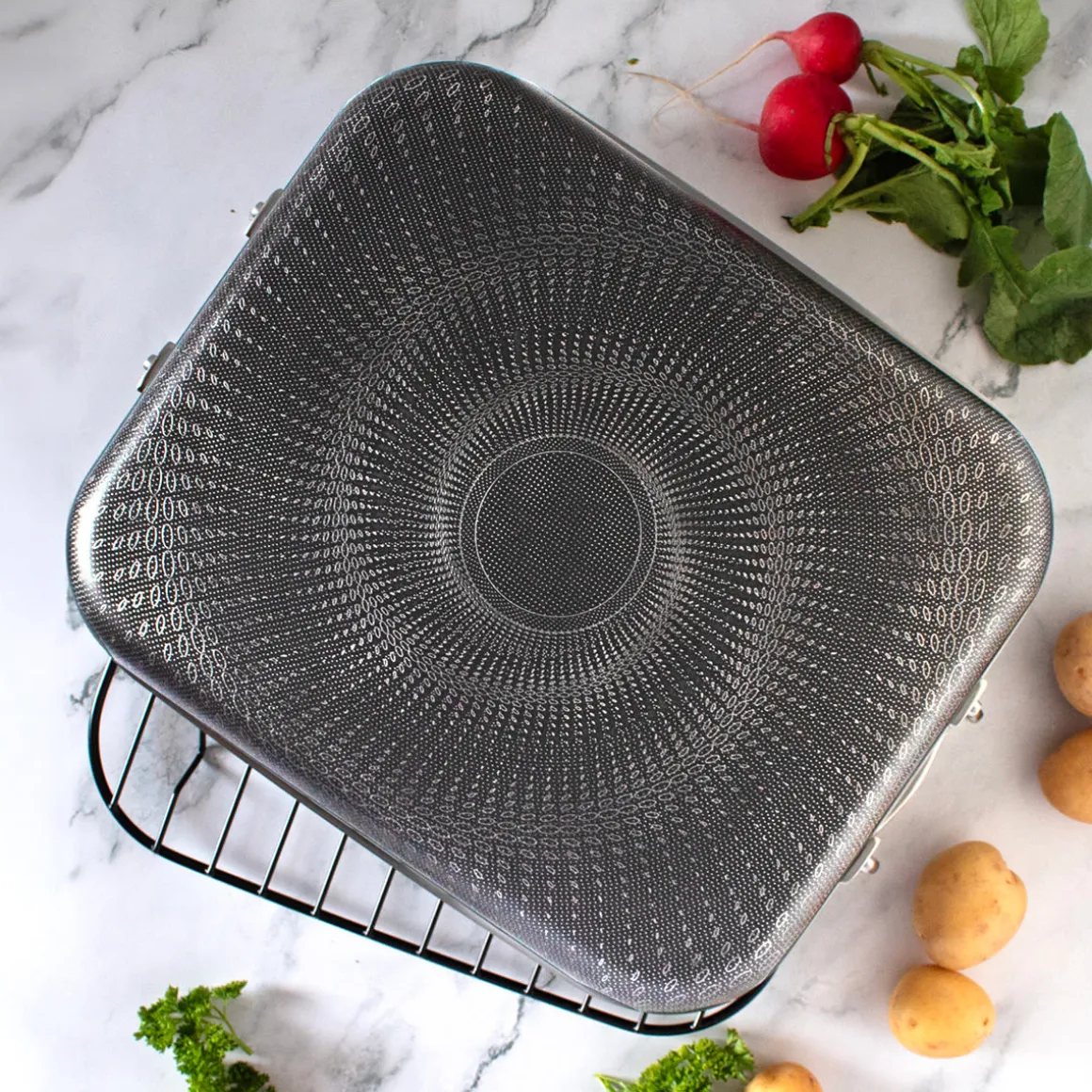14'' Hybrid Nonstick Roasting Pan with Rack