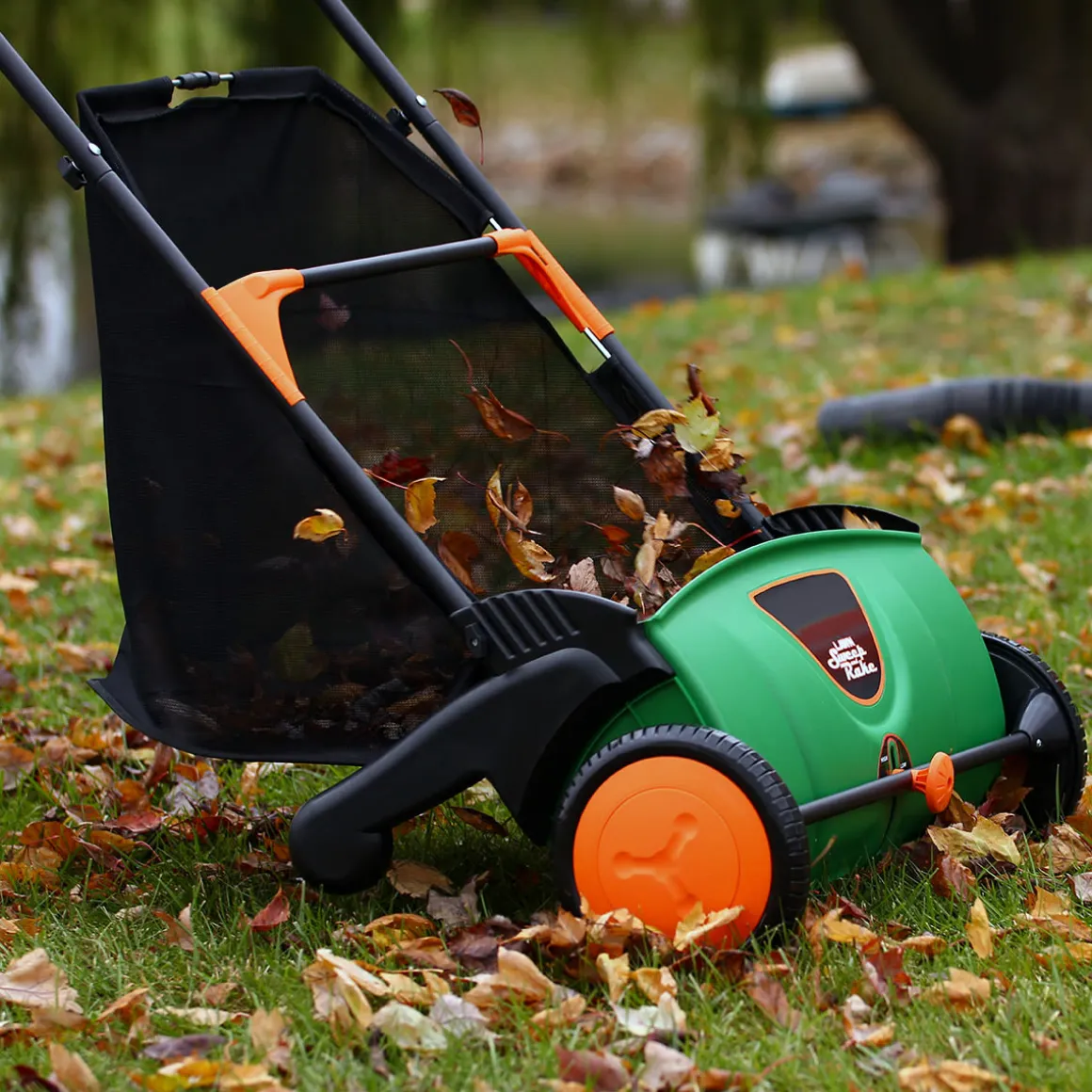 26'' Push Lawn Sweeper