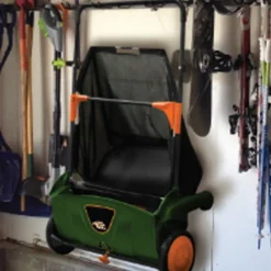 26'' Push Lawn Sweeper