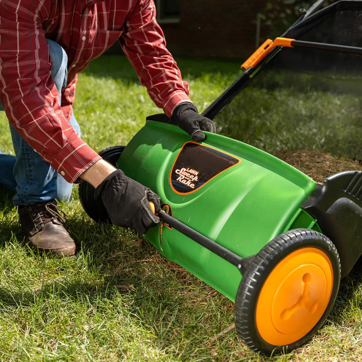 26'' Push Lawn Sweeper